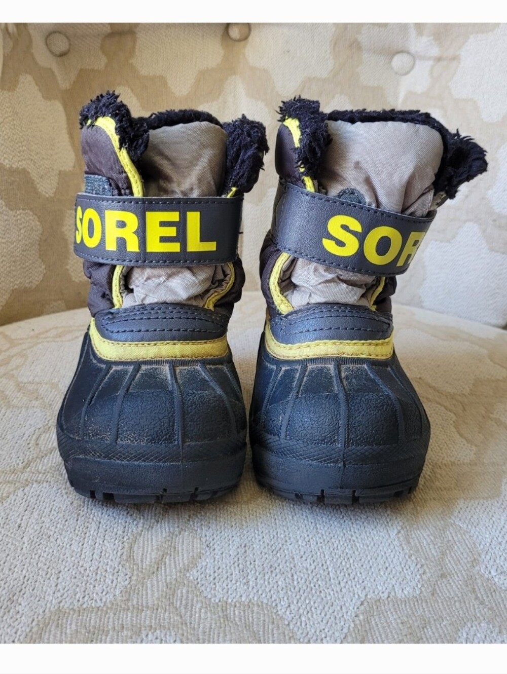 SOREL COMMANDO WINTER SNOW BOOTS EASY ON FAUX FUR TRIM GREY  LITTLE KIDS SIZE 6